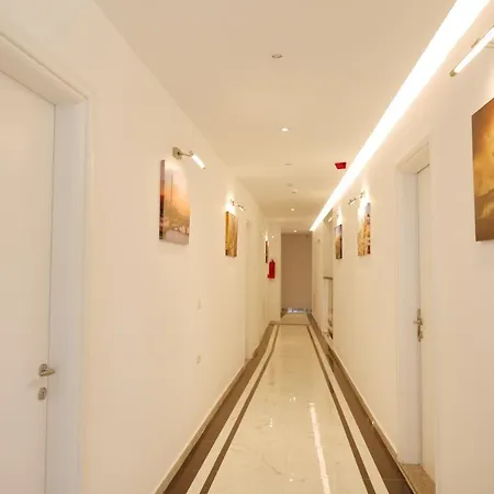 Hotell Lumi *