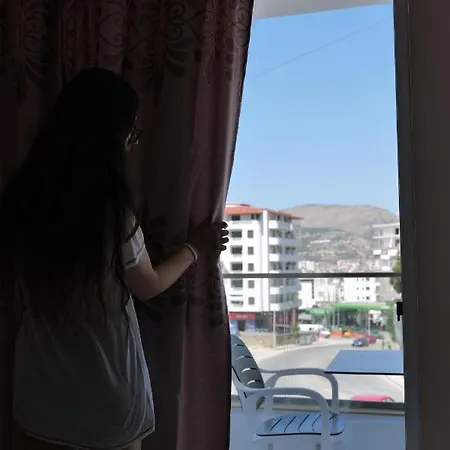 酒店 Lumi Sarandë