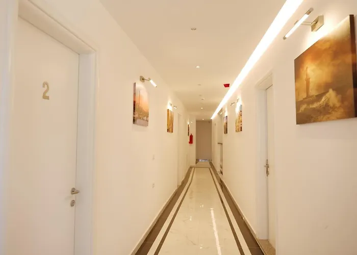 Otel Lumi *