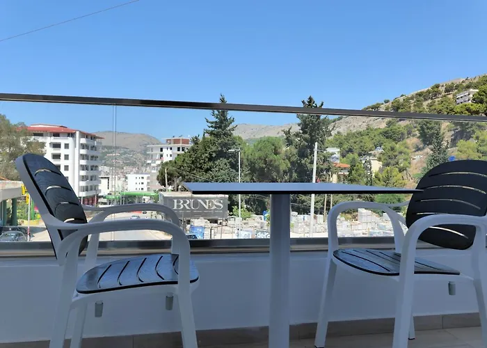 Otel Lumi *