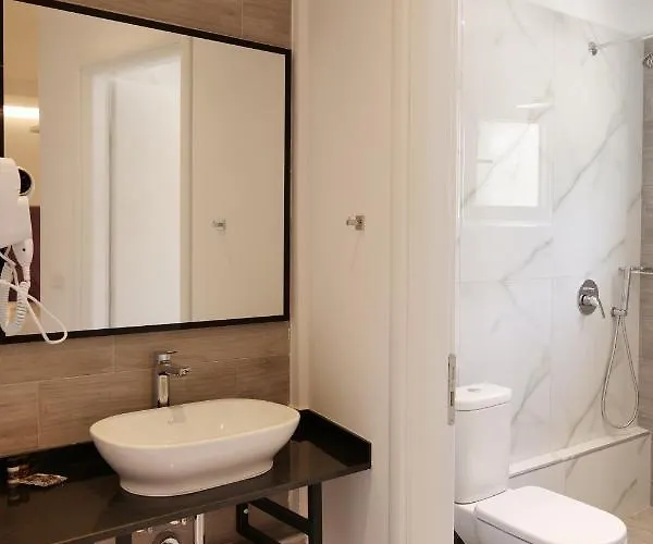 Otel Lumi Saranda