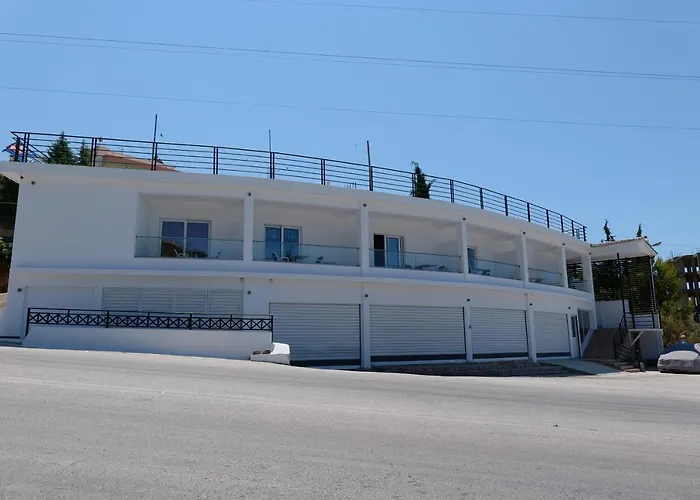 Lumi Hotel